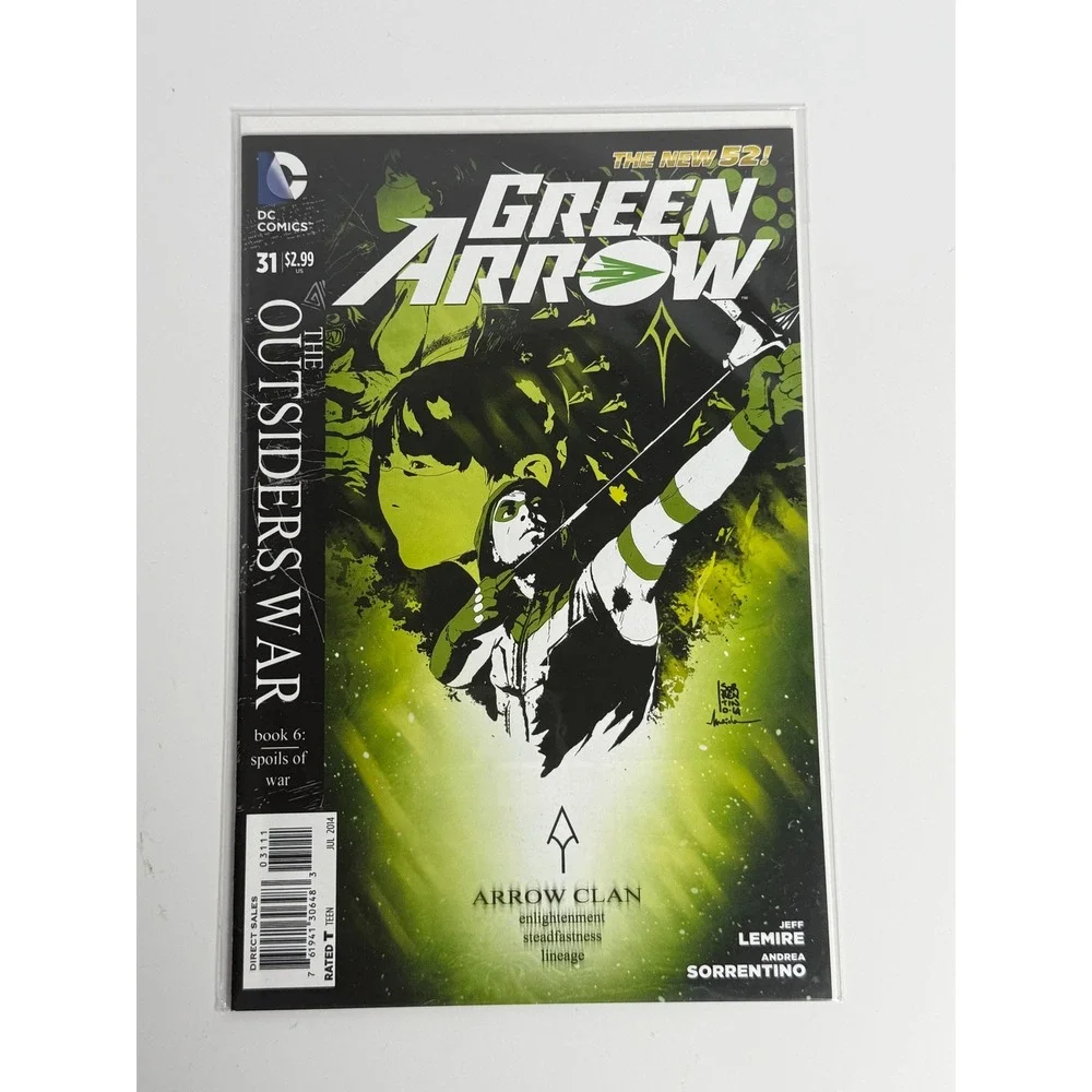 DC Comics Green Arrow 31 The New 52 The Outsiders War Jeff Lemire July 2014